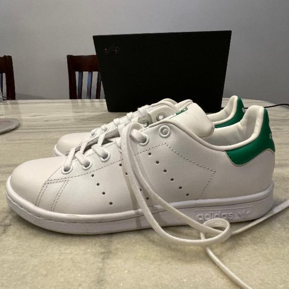 Adidas Big Kid Stan Smith Shoes *** MUST SEE *** - Picture 2 of 5